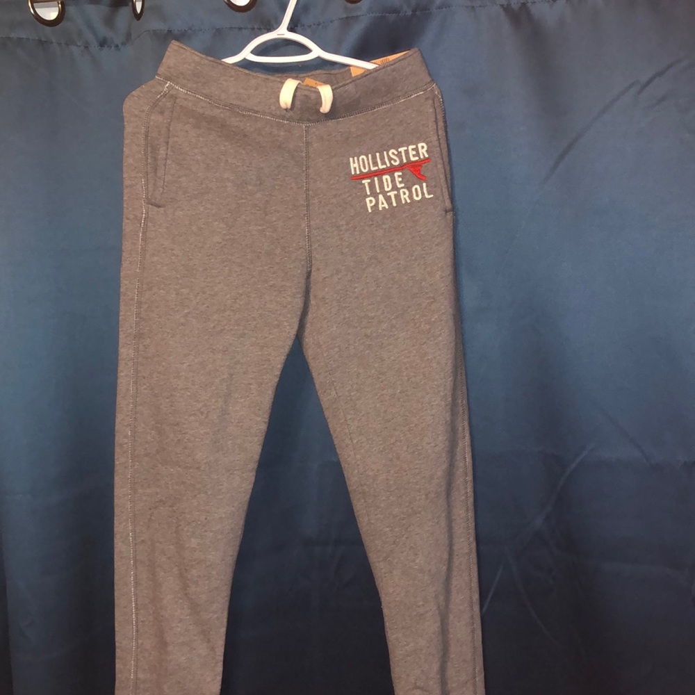 Hollister sweat pants size xtra small new with tag